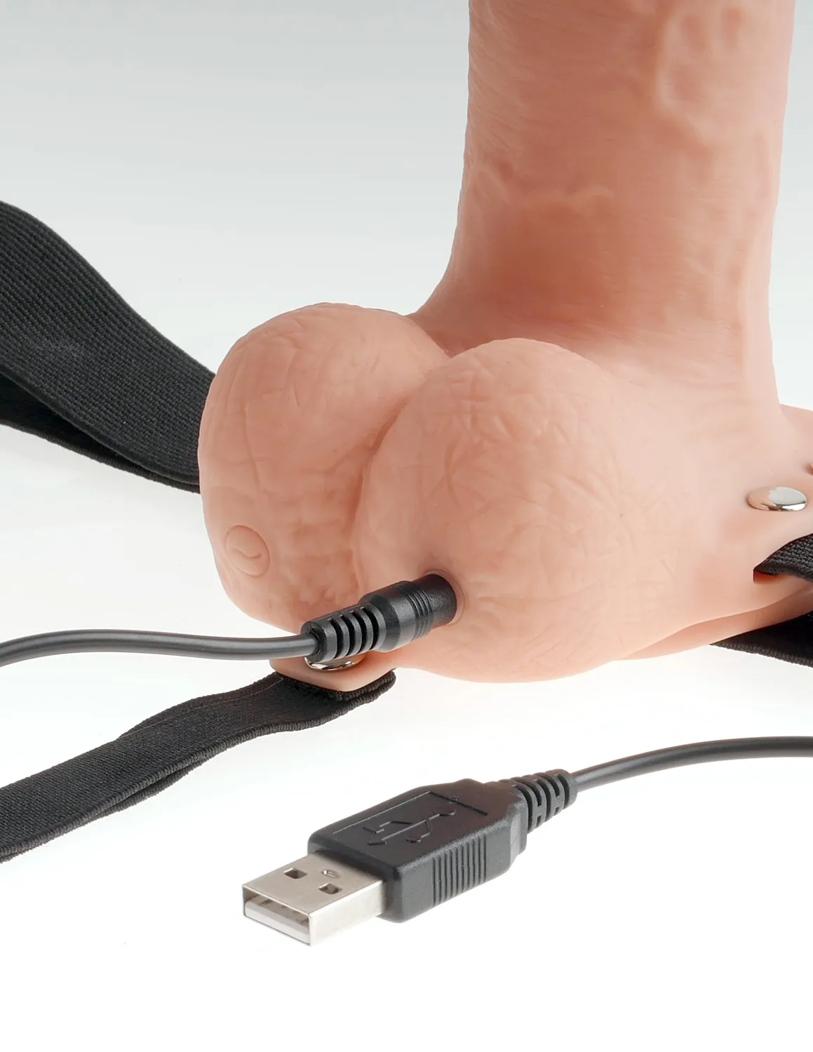 Pipedream Fetish Fantasy 7 Hollow Strap-On vibrerend zwart