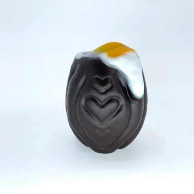 Tentickle Choccy Egg Cregg 2 yoni ei medium creme