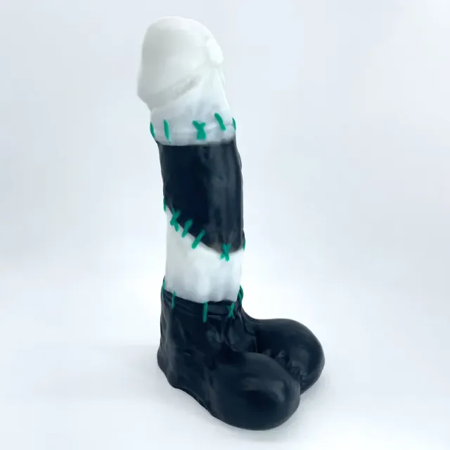 Tentickle Frankie Sandworm dildo medium medium