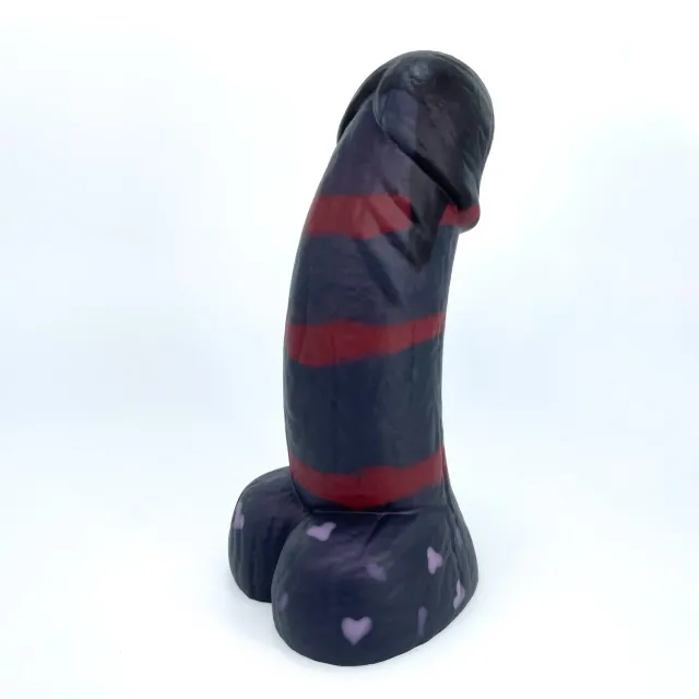 Tentickle Woodsman Blackberry Velvet Cake dildo S medium