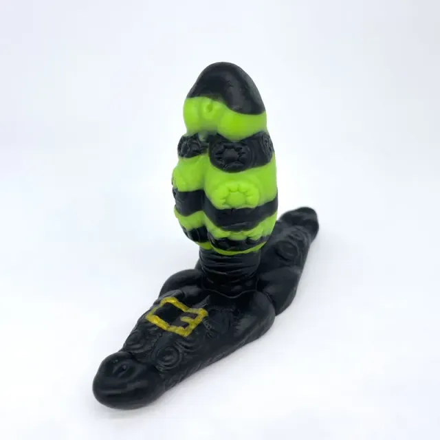 Tentickle Skwee Witch Legs plug small soft flop