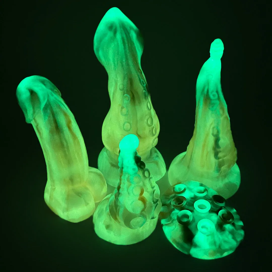 Tentickle Woodsman Roll For Radiant Damage dildo S glow